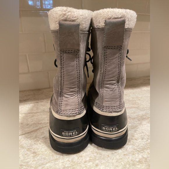 Sorel Caribou Boot 8.5 - Picture 5 of 8